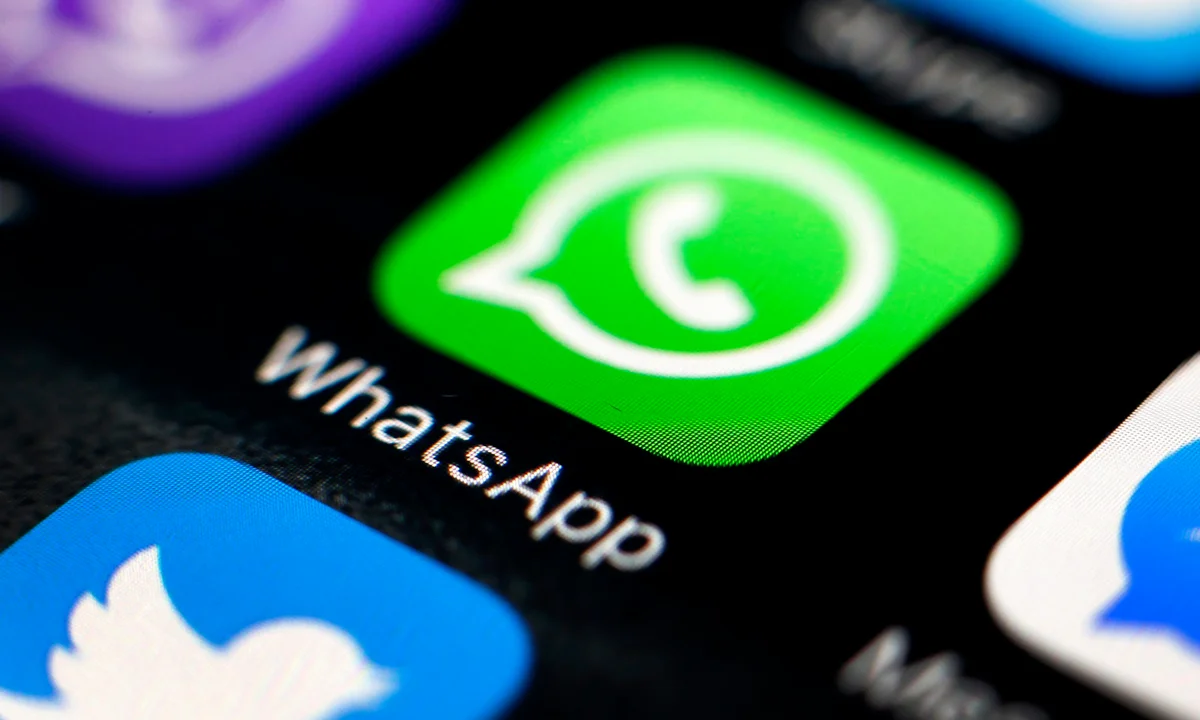 Is bulk adding on WhatsApp failing? Common causes and solutions.